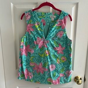 Vintage sleeveless Lilly Pulitzer Lazy Paisley Maternity shirt—teal and pink.